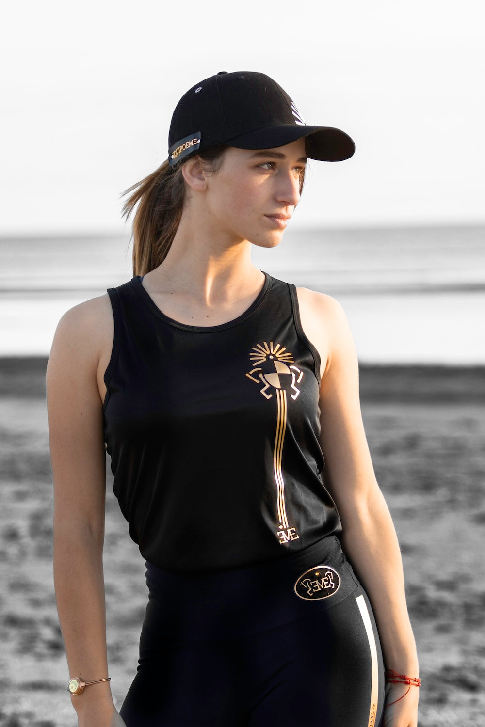 Remera Tank ORIENTALES ESCUDO