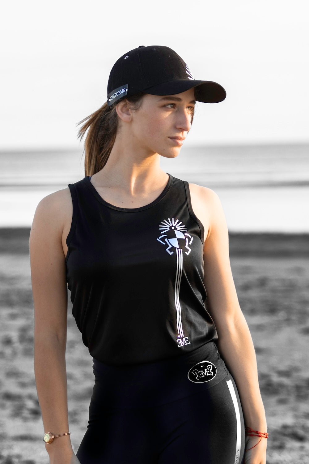 Remera Tank ORIENTALES ESCUDO