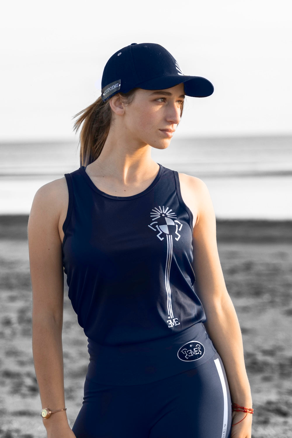 Remera Tank ORIENTALES ESCUDO