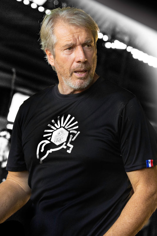 Remera Héroe Oriental
